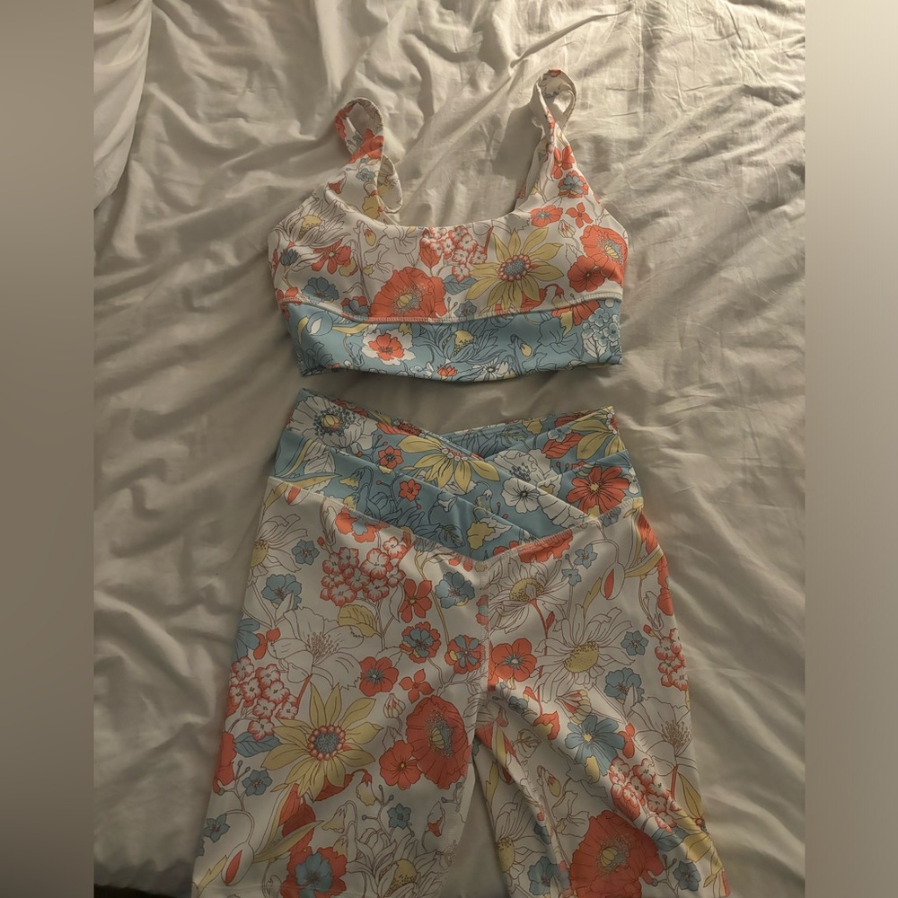 Floral work out set